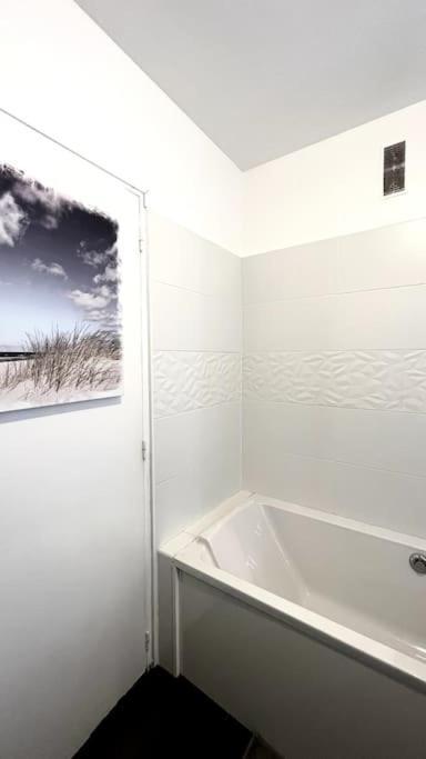 Superbe Appartement 2 Chambres Avec Vue Sur La Mer Et La Montagne マルセイユ エクステリア 写真