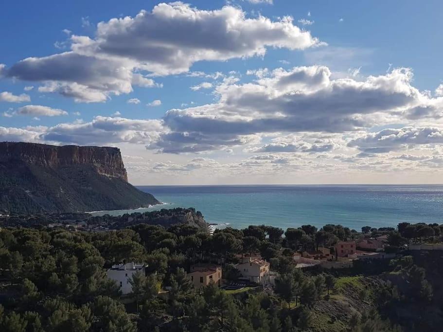 Superbe Appartement 2 Chambres Avec Vue Sur La Mer Et La Montagne マルセイユ エクステリア 写真
