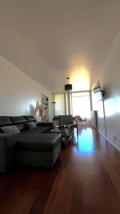 Superbe Appartement 2 Chambres Avec Vue Sur La Mer Et La Montagne マルセイユ エクステリア 写真