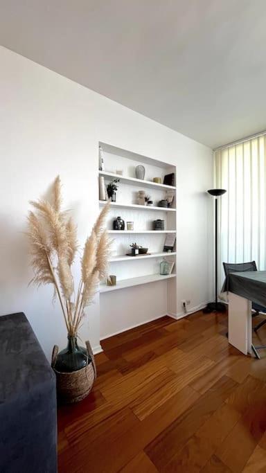 Superbe Appartement 2 Chambres Avec Vue Sur La Mer Et La Montagne マルセイユ エクステリア 写真