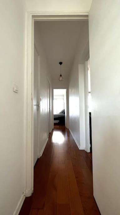 Superbe Appartement 2 Chambres Avec Vue Sur La Mer Et La Montagne マルセイユ エクステリア 写真
